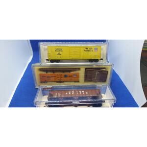 3) N scale freight train cars- mint unplayed with condition- Union Pacific